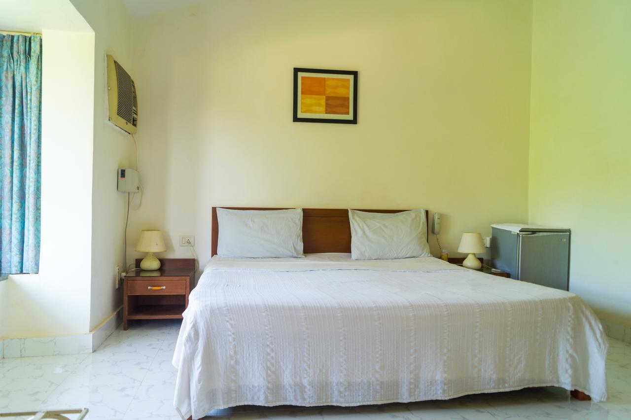 Zuariview Guest House Dona Paula Extérieur photo